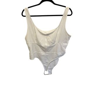 Details white body suite